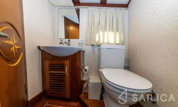 Gulet - Yacht Charter Sailica