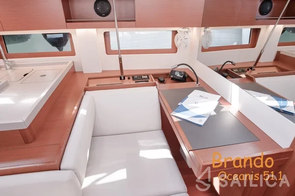 Oceanis 51.1 - Yacht Charter Sailica