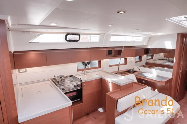 Oceanis 51.1 - Yacht Charter Sailica