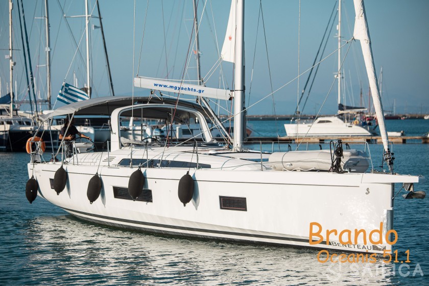 Oceanis 51.1 - Yacht Charter Sailica