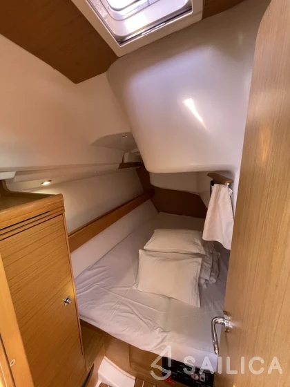 Sun Odyssey 36i - Yacht Charter Sailica