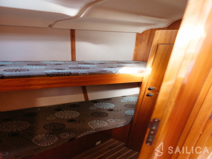 Elan 434 Impression - Yacht Charter Sailica