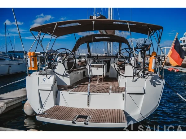Sun Odyssey 519 - Yacht Charter Sailica