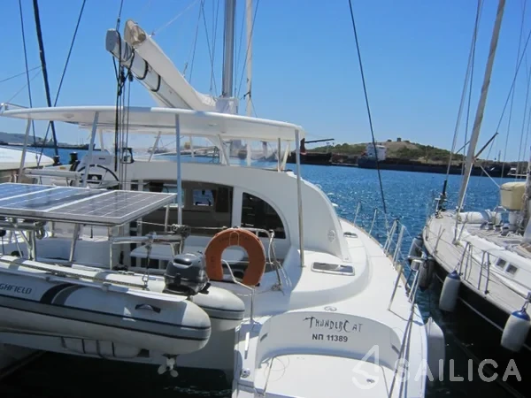 Lagoon 380 - Yacht Charter Sailica