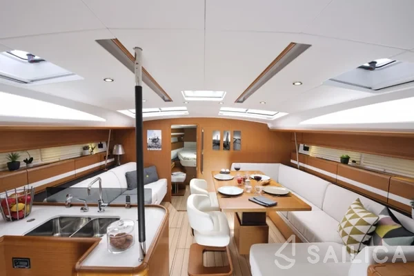 Jeanneau 53 - Yacht Charter Sailica