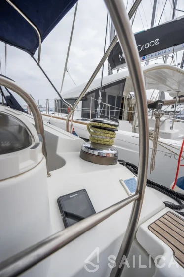 Jeanneau 53 - Yacht Charter Sailica