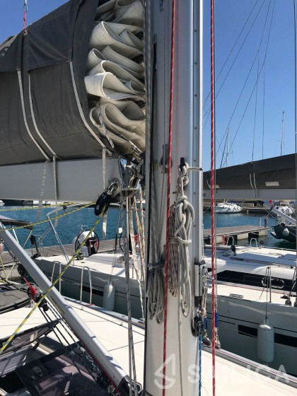 More 55 - Yacht Charter Sailica