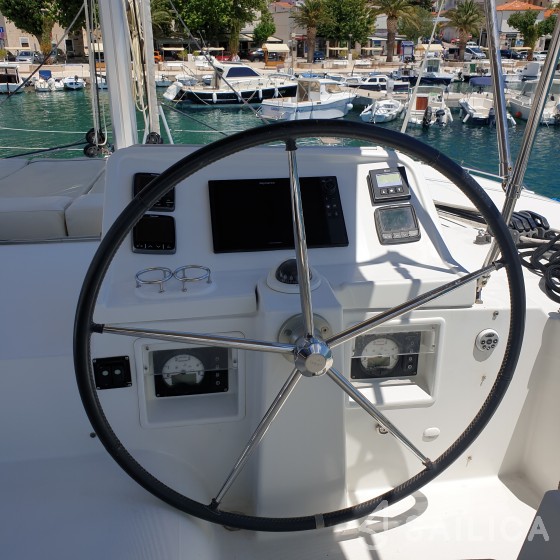 Lagoon 450 - Yacht Charter Sailica