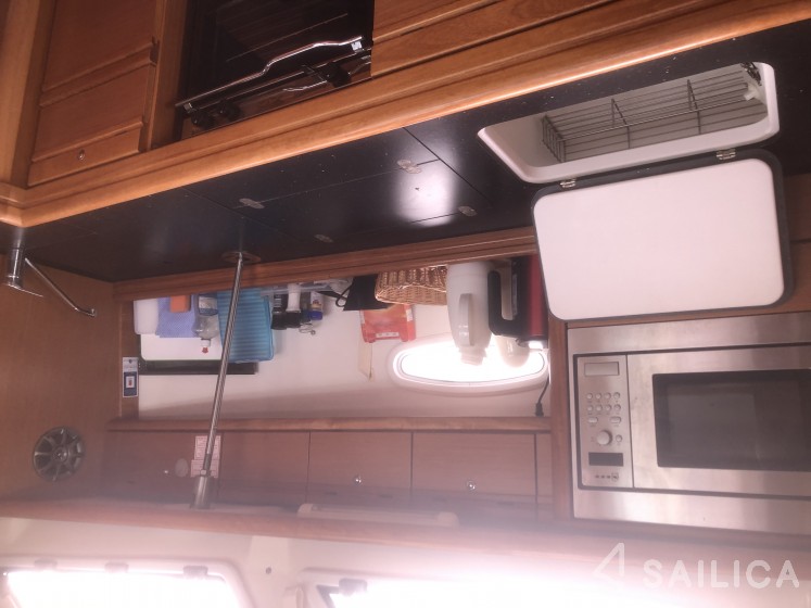 Bavaria Cruiser 40 - Yacht Charter Sailica