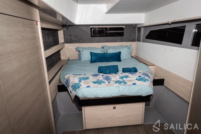 Leopard 50L - 5 cab. - Yacht Charter Sailica