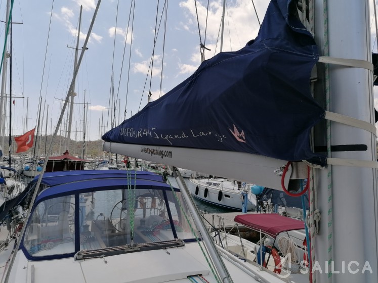Dufour 445 Grand Large - Yacht Charter Sailica