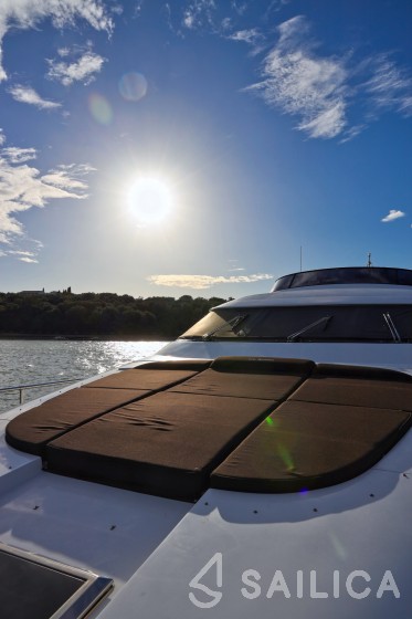 Maiora 20 - Yacht Charter Sailica