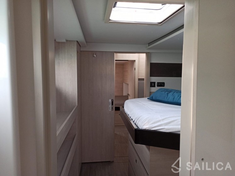Leopard 50L - 5 cab. - Yacht Charter Sailica